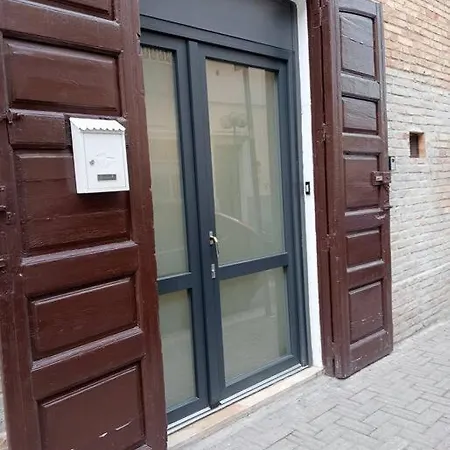 Stazione Apartment *